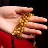 سوار يد من خرز مالا 108 حبة من عين النمر مع شرابة دورجي 108 Mala Beads Tiger Eye Dorje Tassel Bracelet