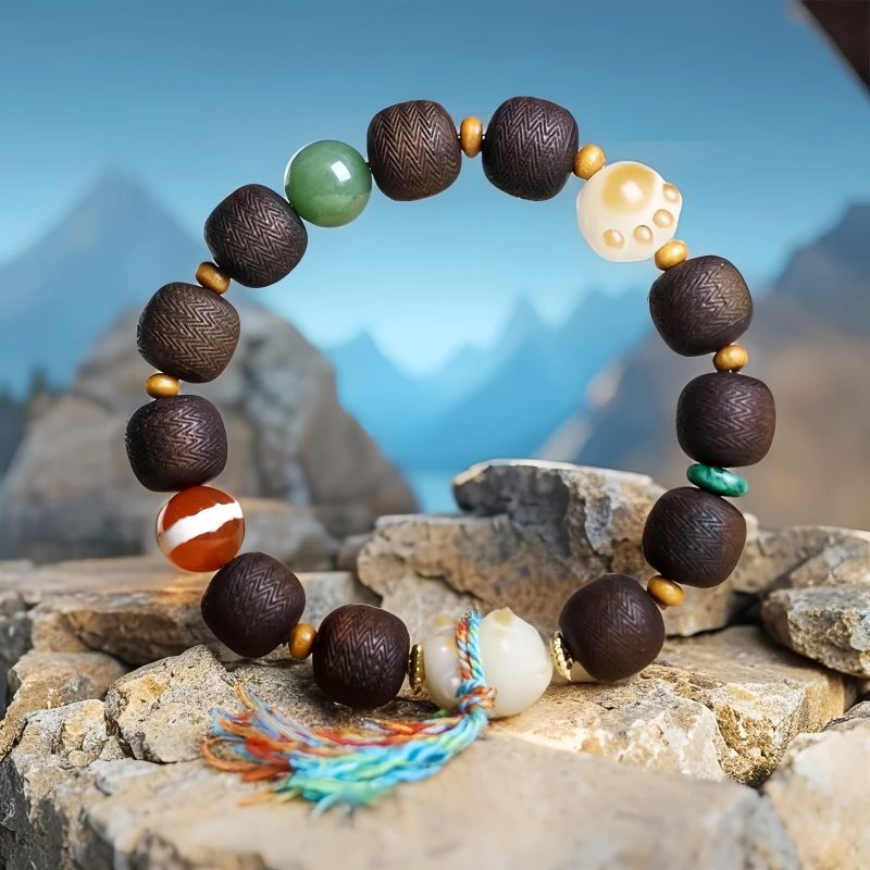 سوار يد من خشب عود قينان الأخضر وبذور بودهي للسلام Green Qinan Agarwood Bodhi Seed Peace Bracelet