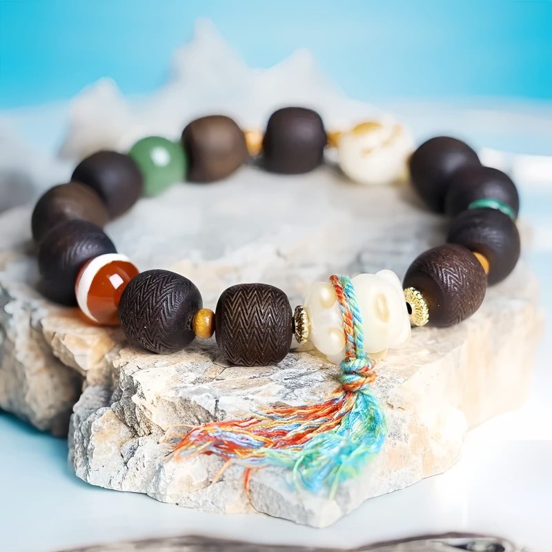 سوار يد من خشب عود قينان الأخضر وبذور بودهي للسلام Green Qinan Agarwood Bodhi Seed Peace Bracelet