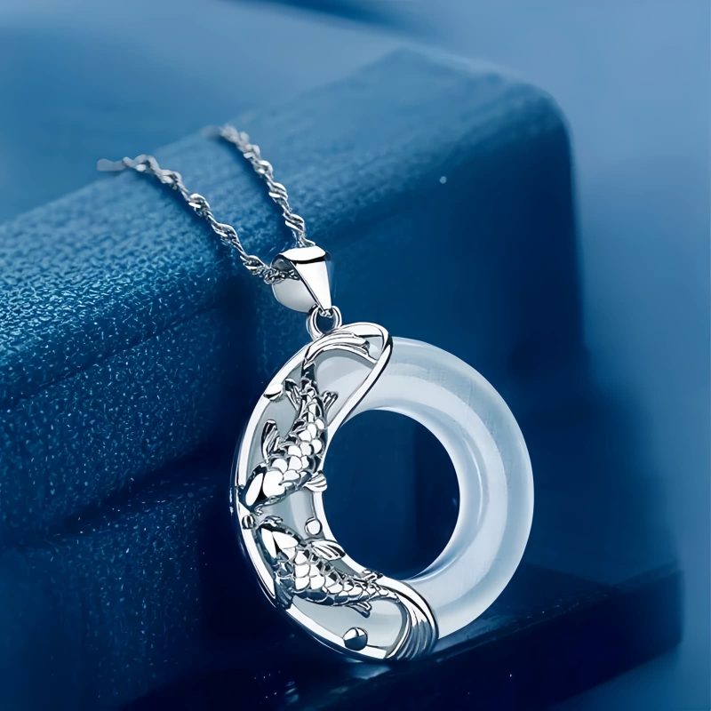 Collar de Koi de Jade Blanco Natural Natural White Jade Koi Necklace