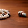 Pulseira da Fortuna Tibetana 108 Sementes de Bodhi, Contas Dzi e Ágata Cinza Tibet 108 Mala Bodhi Seed Dzi Bead Gray Agate Wealth Bracelet