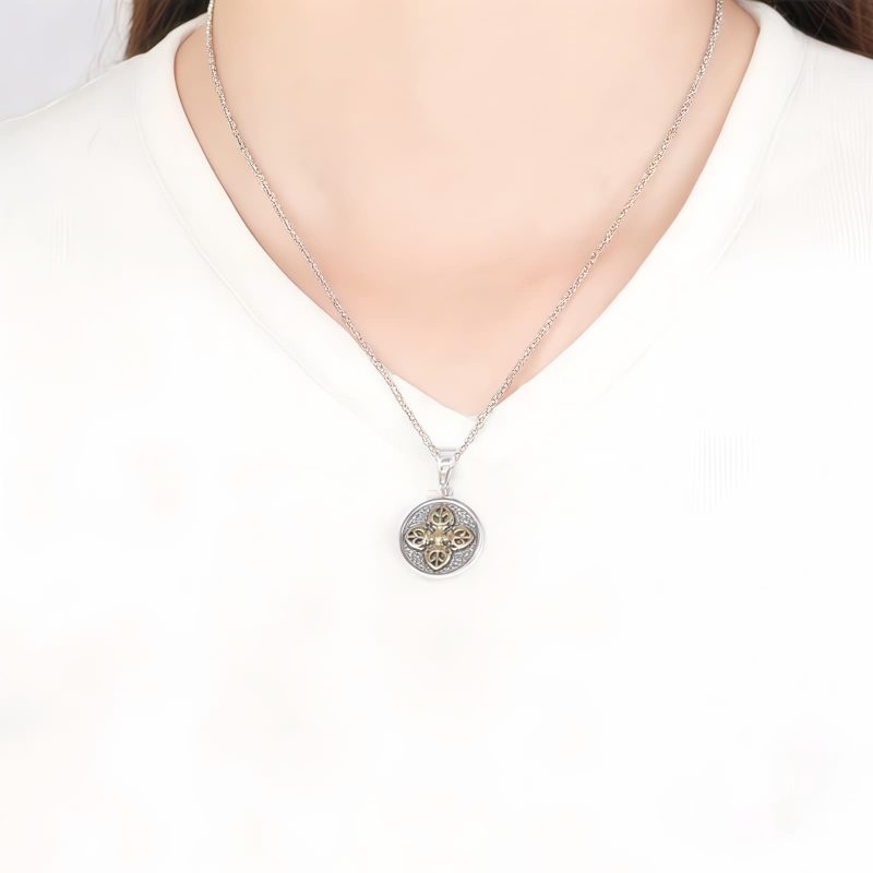 Kalung Berkah Dorje Vajra Ganda Perak Sterling 925 Tibet Tibetan 925 Sterling Silver Double Dorje Vajra Blessing Necklace