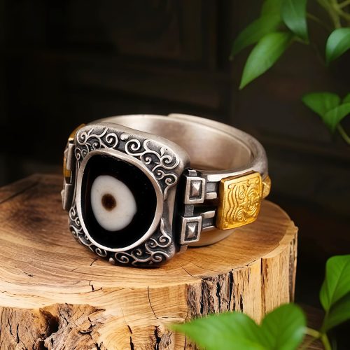 Anillo de Dzi con Diosa de la Riqueza en Plata Esterlina 925 Tibetana Anillo de Dzi con Diosa de la Riqueza en Plata Esterlina 925 Tibetana