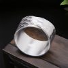 Anel Tibetano Martellado Feito à Mão em Prata 990 Tibetan 990 Silver Handmade Rustic Hammered Ring
