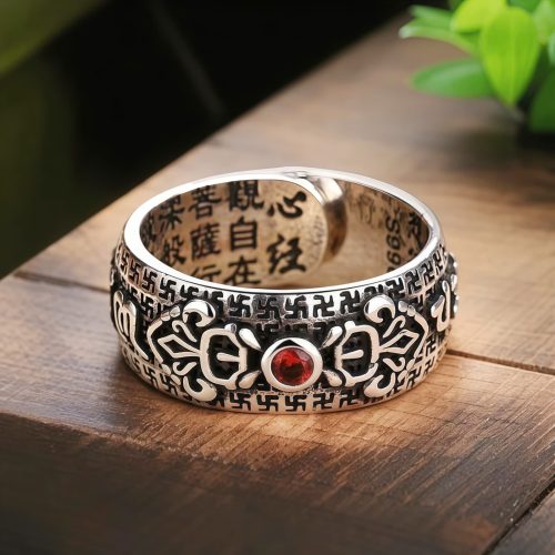 Anillo de la Riqueza Tibetano de Cobre con Rubí Anillo de la Riqueza Tibetano de Cobre con Rubí