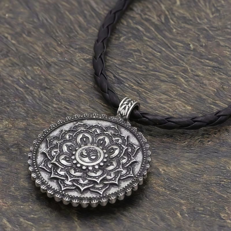 Collar con Flor de Paz y Amor Tibetano Tibetan Love Peace Flower Necklace