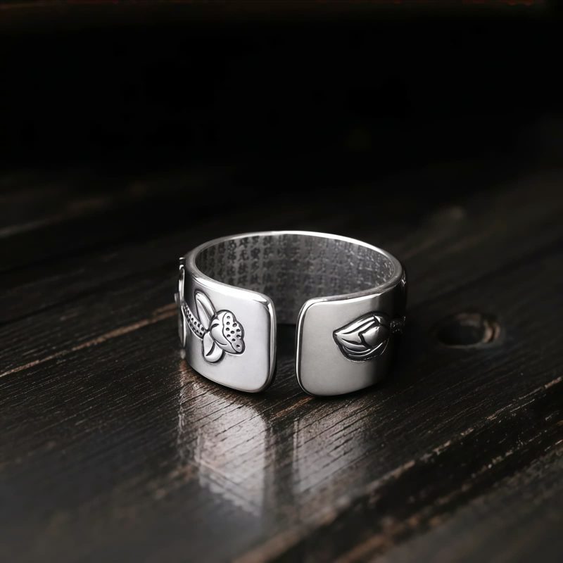 Anillo de Iluminación de Cobre Blanco Tibetano con Loto Tibetan White Copper Enlightenment Ring with Lotus