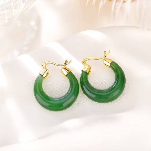 Aretes de Jade Cian Hetian y Plata Esterlina con Diseño de Gota de la Suerte Aretes de Jade Cian Hetian y Plata Esterlina con Diseño de Gota de la Suerte