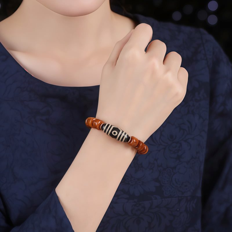 Pulsera de cuentas Dzi de nueve ojos de hueso de yak tibetano Tibetan Yak Bone Nine-Eye Dzi Bead Bracelet