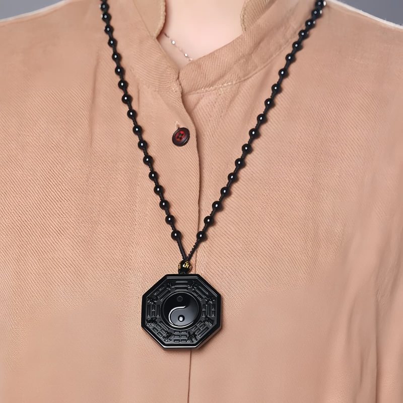 Kalung Liontin Batu Obsidian Hitam Yin Yang Black Obsidian Stone Yin Yang Pendant Necklace