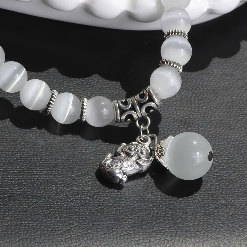 Pulsera de la Fortuna con Tres Vueltas de Crisoberilo y Pixiu Chrysoberyl Pixiu Triple Wrap Wealth Bracelet