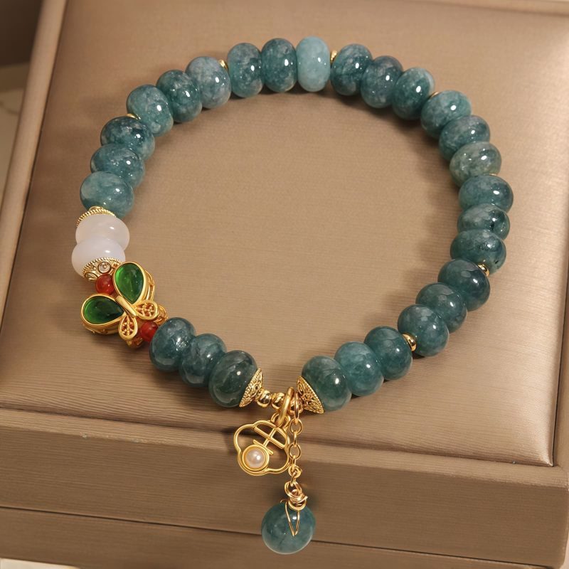 Pulsera con dije de mariposa de ágata blanca y jade Jade White Agate Butterfly Charm Bracelet