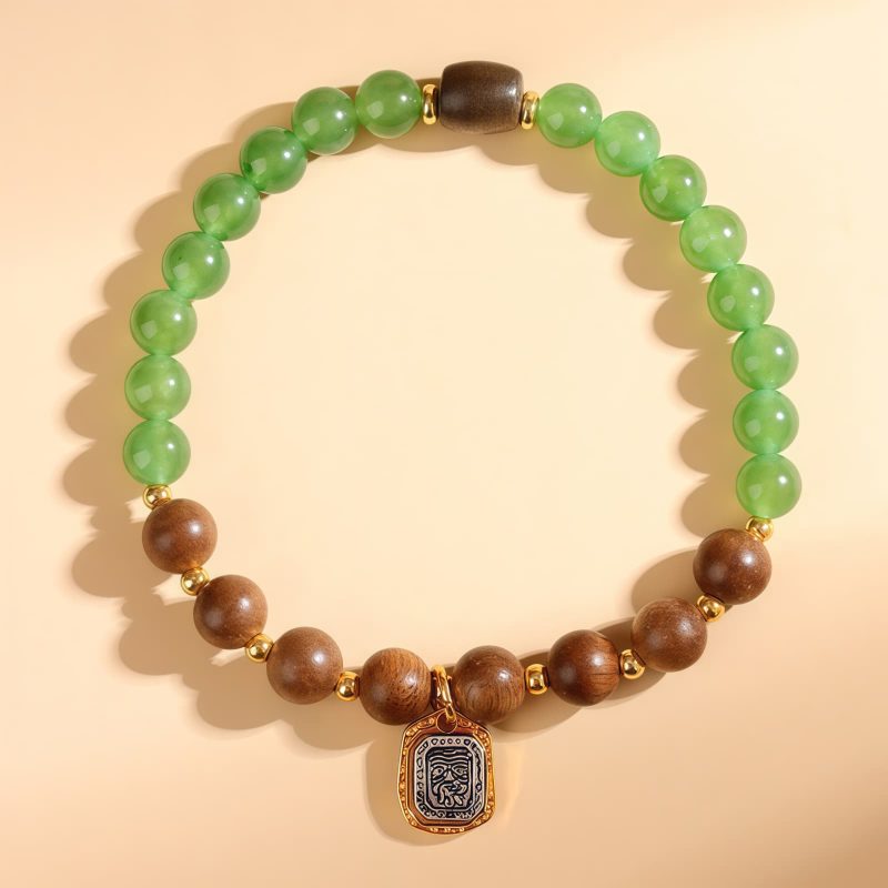 سوار يد من خشب العود الأخضر الكلشيدوني من كاليمانتان Kalimantan Agarwood Green Chalcedony Strength Bracelet