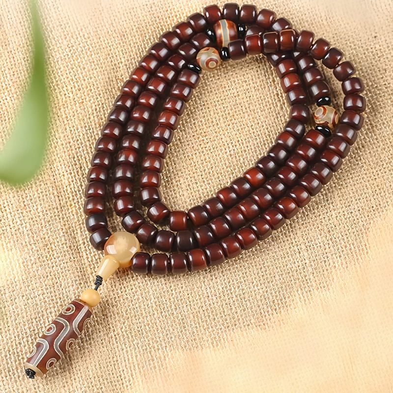 Pulsera de la Suerte con Dzi de Tres Ojos y Jade Three-Eyed Dzi Bead & Jade Luck Bracelet