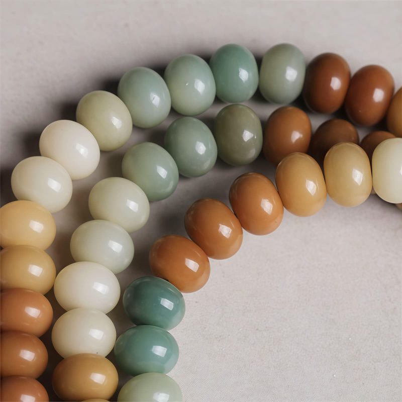 手彫り菩提樹種子平和ブレスレット Hand-Carved Bodhi Seed Peace Bracelet