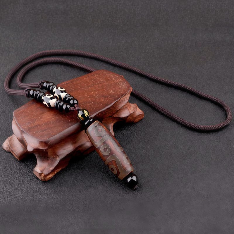 Collar de Protección y Abundancia con Dzi de Nueve Ojos Tibetano Tibetan Nine-Eye Dzi Bead Wealth Protection Necklace