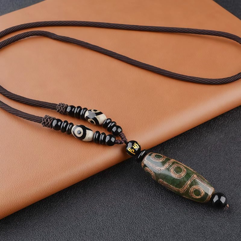 Collar de Protección y Abundancia con Dzi de Nueve Ojos Tibetano Tibetan Nine-Eye Dzi Bead Wealth Protection Necklace