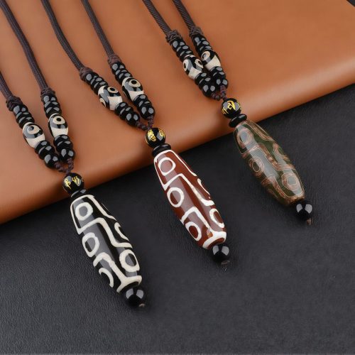 Collar de Protección y Abundancia con Dzi de Nueve Ojos Tibetano Collar de Protección y Abundancia con Dzi de Nueve Ojos Tibetano