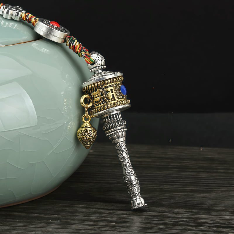 زخرفة حلقة الصلاة التبتية Om Mani Padme Hum لتعليق السيارة Tibetan Om Mani Padme Hum Prayer Wheel Car Hanging Ornament