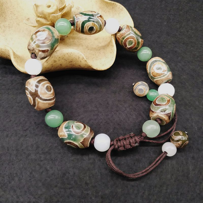 チベット三眼天珠プロテクションブレスレット Tibetan Three-Eyed Dzi Bead Protection Bracelet