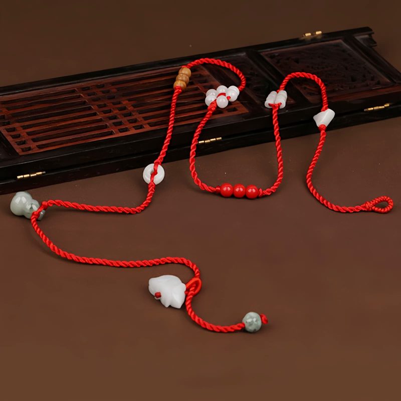 Cadena de Cintura del Zodiaco Chino de Madera de Durazno con Hilo Rojo Peach Wood Zodiac Belly Chain with Red String