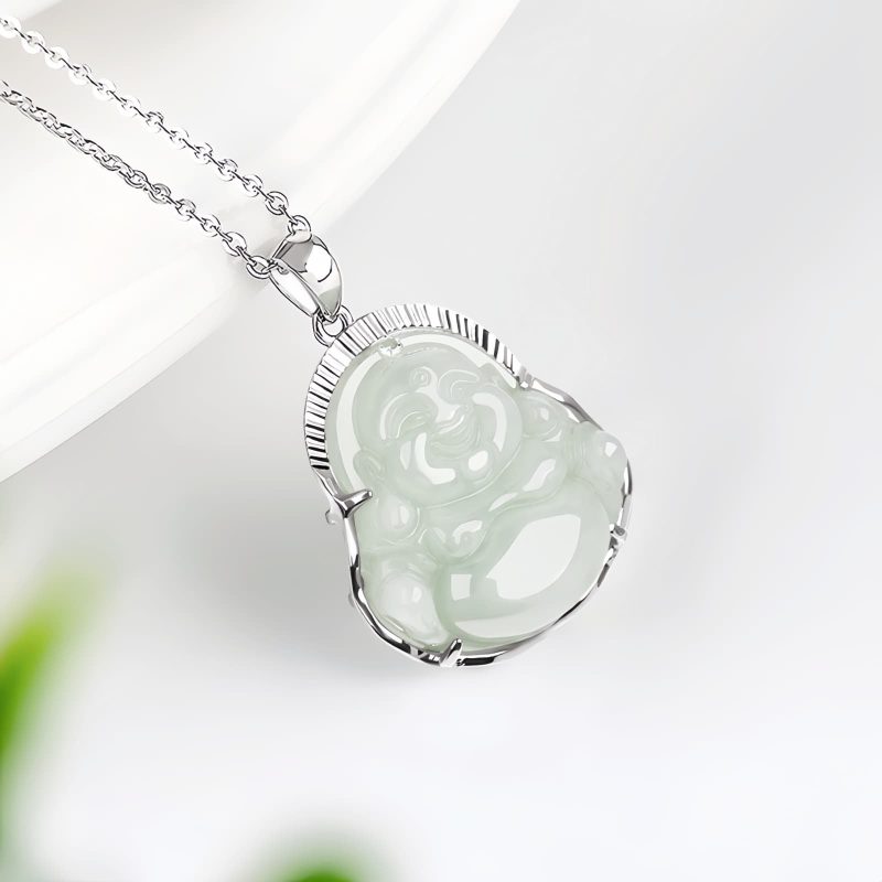 Collar con dije de Buda sonriente de jade y plata Silver Jade Laughing Buddha Pendant Necklace