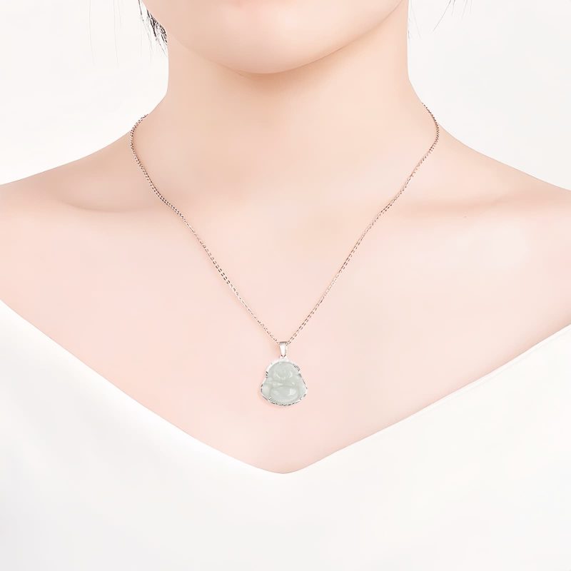 Collar con dije de Buda sonriente de jade y plata Silver Jade Laughing Buddha Pendant Necklace
