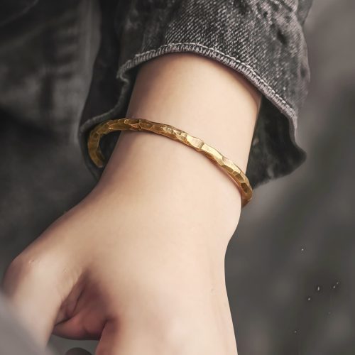 Gelang Copper Tiga Bump Tekstur dan Keberuntungan Tibet Gelang Copper Tiga Bump Tekstur dan Keberuntungan Tibet