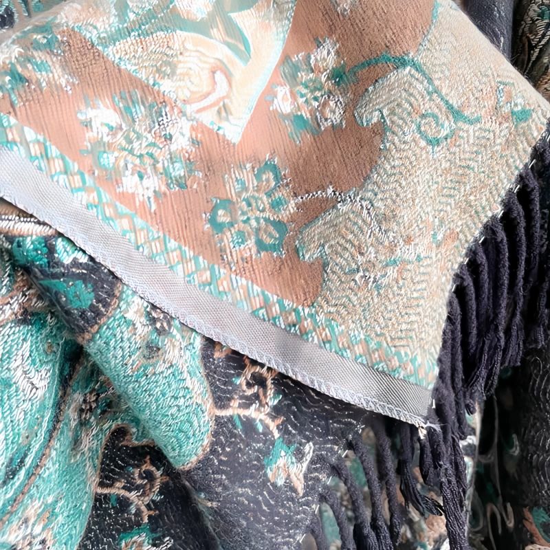 Xale Tibetano com Borlas e Flor de Caju Tibetan Cashew Flower Tassel Shawl