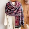 Xale Tibetano com Borlas e Flor de Caju Tibetan Cashew Flower Tassel Shawl