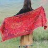 Chal envolvente con estampado de flores de anacardo tibetano Tibetan Cashew Flowers Shawl Wrap