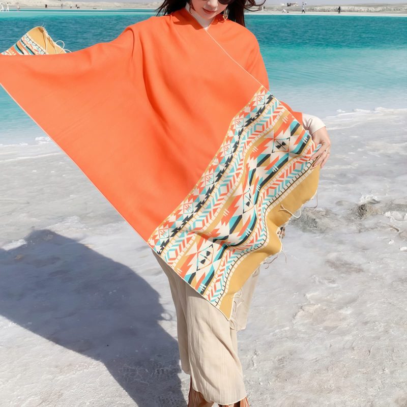 Chale Tibetano con Geometría Colorida Tibetan Colorful Geometry Shawl