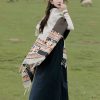 Chale Tibetano con Geometría Colorida Tibetan Colorful Geometry Shawl