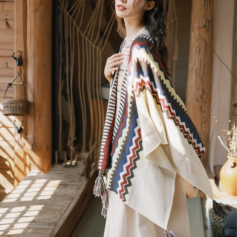 Chale Tibetano con Franjas de Colores y Borlas Tibetan Colorful Striped Tassel Shawl
