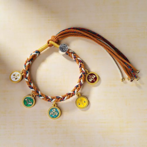 Tibetanisches Armband mit den fünf Glücksgöttern Tibetanisches Armband mit den fünf Glücksgöttern