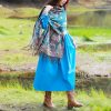 Chal Chalina con Estampado de Hojas Florales Tibetanas Tibetan Floral Leaves Pattern Shawl