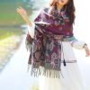 Chal Chalina con Estampado de Hojas Florales Tibetanas Tibetan Floral Leaves Pattern Shawl
