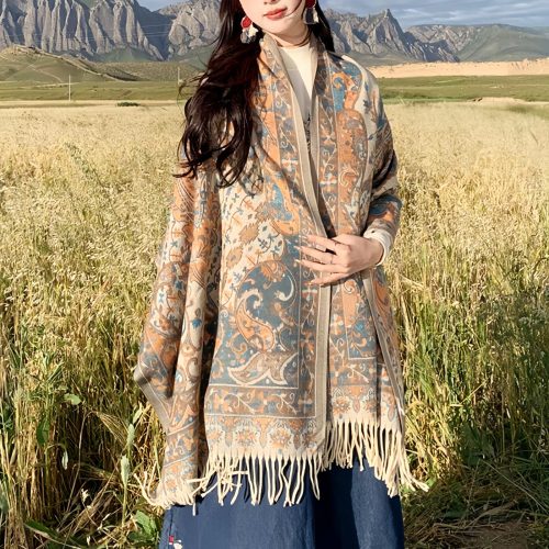 Chale de borlas con ramas de flores tibetanas Chale de borlas con ramas de flores tibetanas
