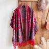 Chale de borlas con ramas de flores tibetanas Tibetan Flower Branch Tassel Shawl
