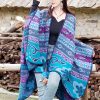 Chalina Tibetana con Diseño Floral Geométrico Tibetan Geometric Floral Design Shawl