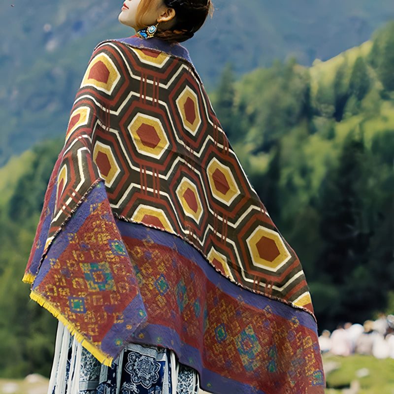 Chal Chal de Patrón Geométrico Tibetano Tibetan Geometric Pattern Shawl