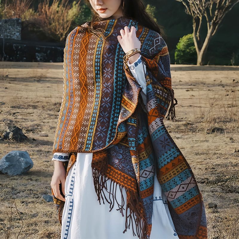 Xale Geométrico Tibetano com Franjas Tibetan Geometric Tassel Shawl