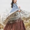 Chale Tibetano con Borlas Geométricas Tibetan Geometric Tassel Shawl