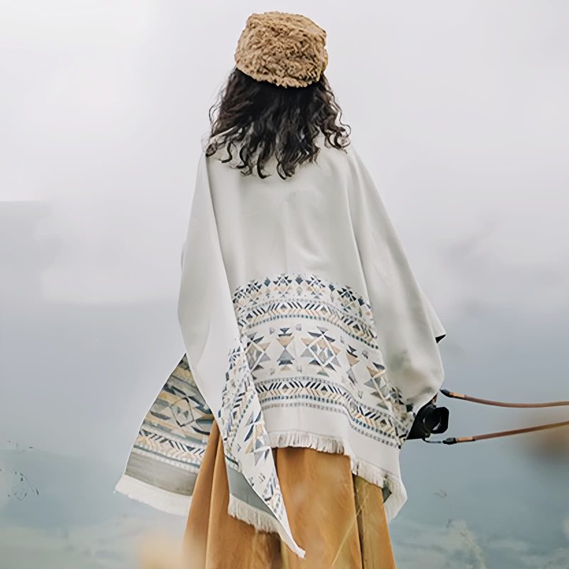 Chale con Motivos Geométricos Tibetanos Tibetan Geometric Pattern Shawl