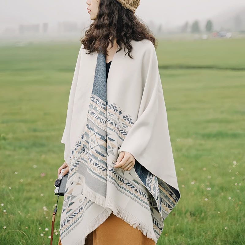 Chale con Motivos Geométricos Tibetanos Tibetan Geometric Pattern Shawl