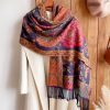 شال زهور البوني من البوليستر التبتي Tibetan Polyester Peony Vine Shawl