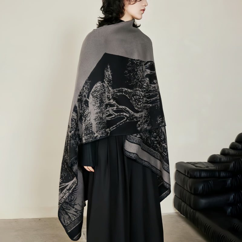 Chale Doble de Cachemira Tibetana con Diseño de Ciervo Sika Tibetan Double-sided Shawl with Sika Deer Design