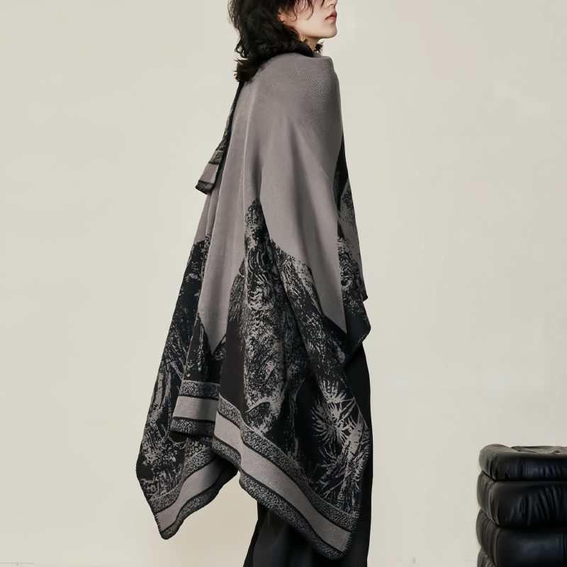 Chale Doble de Cachemira Tibetana con Diseño de Ciervo Sika Tibetan Double-sided Shawl with Sika Deer Design