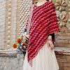 Xale Tibetano Listrado com Borlas e Gola Tibetan Striped Pullover Tassel Shawl