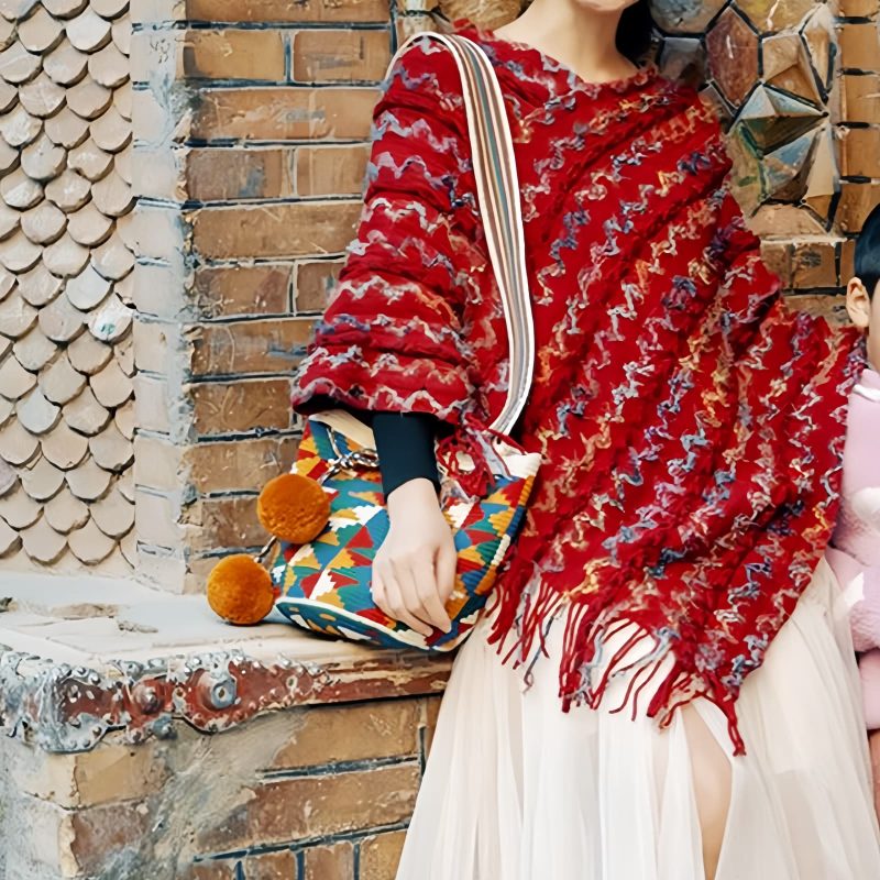 Xale Tibetano Listrado com Borlas e Gola Tibetan Striped Pullover Tassel Shawl
